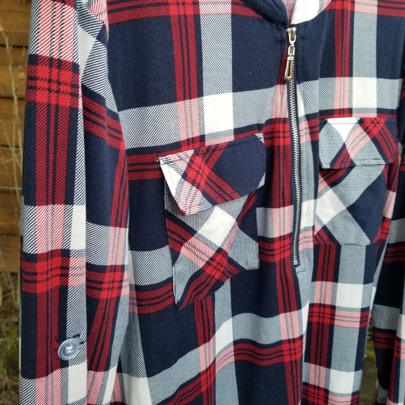 Bloom Plaid Shirt - Picture 4 of 4